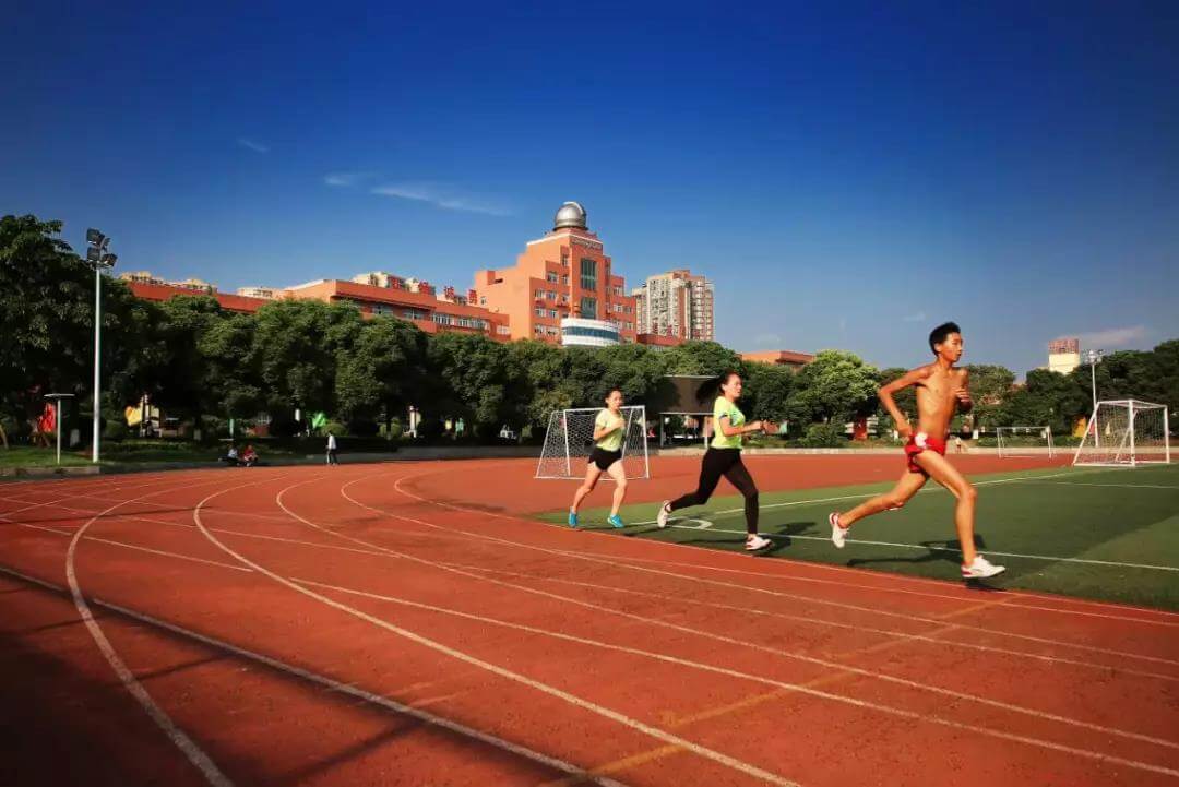 南充高級中學(xué)校園風采