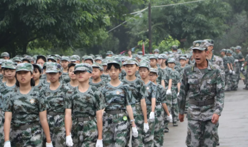 北京師范大學(xué)成都實(shí)驗(yàn)學(xué)校2019年軍訓(xùn)