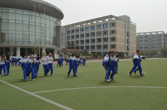 四川大學(xué)附屬中學(xué)校園風(fēng)采